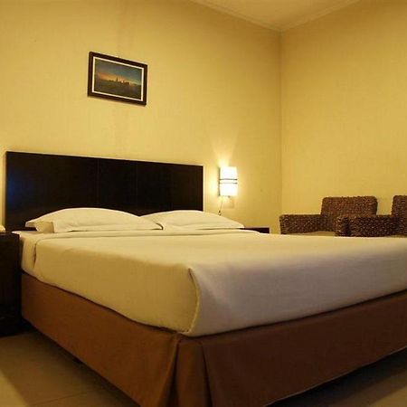 Jatinangor Hotel & Restaurant Cileunyi Exteriör bild